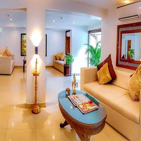Hotel Samraj Mumbai Dış mekan fotoğraf