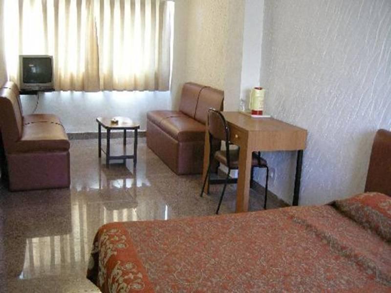 Hotel Samraj Mumbai Dış mekan fotoğraf